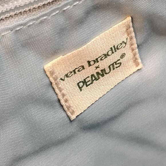 Vera Bradley x Peanuts Large Hipster - Picture 3 of 5